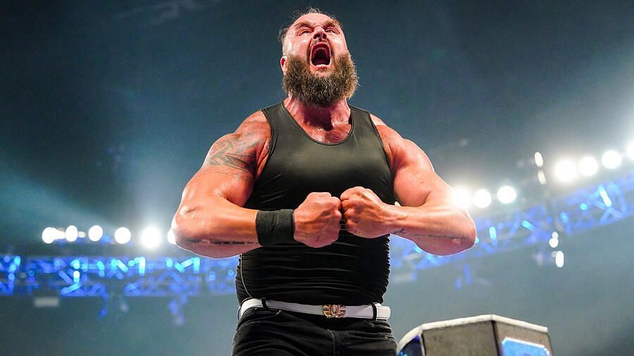 Braun Strowman is dealing with a knee injury (Photo credit: WWE.com)